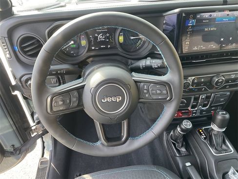 Used 2024 Jeep Wrangler Unlimited Rubicon 4xe w/ Technology Group image 16