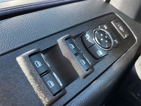 Used 2022 Ford F450 Platinum w/ FX4 Off-Road Package image 16