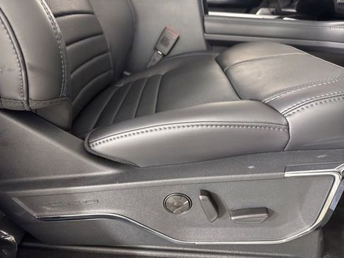 New 2026 Ford F250 Platinum w/ Tremor Off-Road Package image 22
