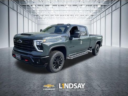 New 2026 Chevrolet Silverado 3500 LT w/ Trail Boss Package AWD/4WD image 4