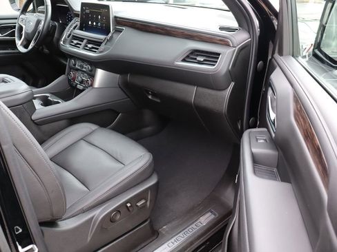 Used 2022 Chevrolet Tahoe Z71 w/ Luxury Package image 55