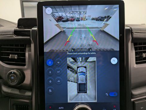 Used 2025 Ford F150 Lightning Flash image 13