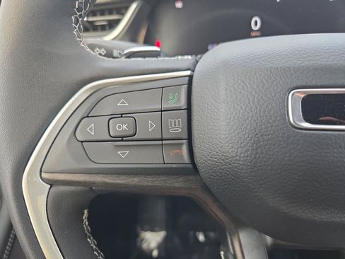 New 2025 Jeep Grand Cherokee Limited RWD image 23