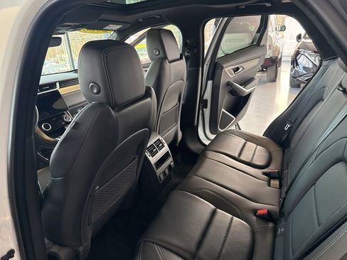 Used 2025 Jaguar F-PACE R-Dynamic S image 8