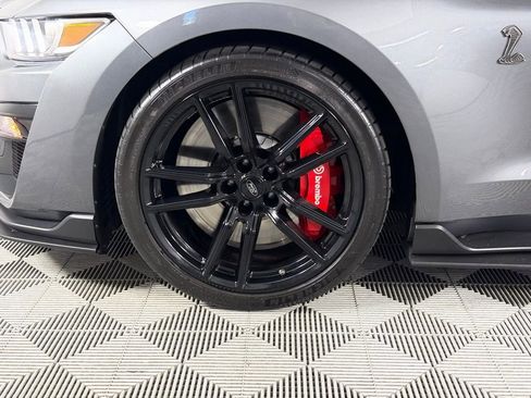 Used 2021 Ford Mustang Shelby GT500 w/ Technology Package image 11