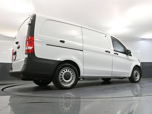 Used 2023 Mercedes-Benz Metris image 36