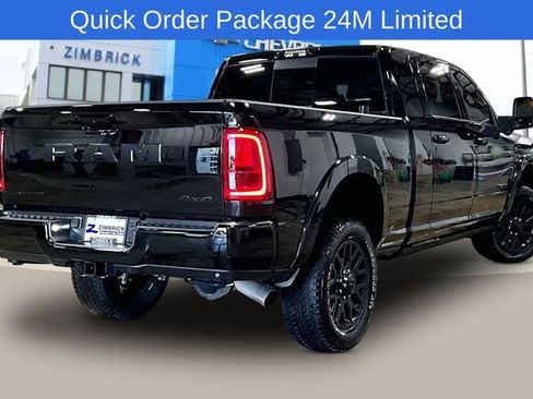 Used 2025 RAM 2500 Limited AWD/4WD image 8