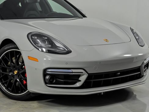 Used 2023 Porsche Panamera 4S AWD/4WD image 3
