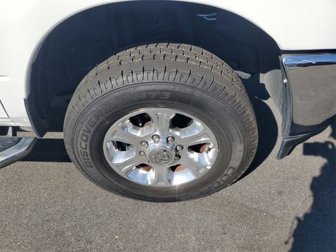 Used 2024 RAM 2500 Big Horn image 6