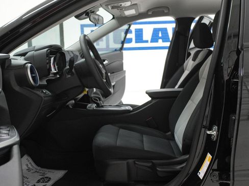Used 2026 Chevrolet Trax LS w/ LS Convenience Package FWD image 5