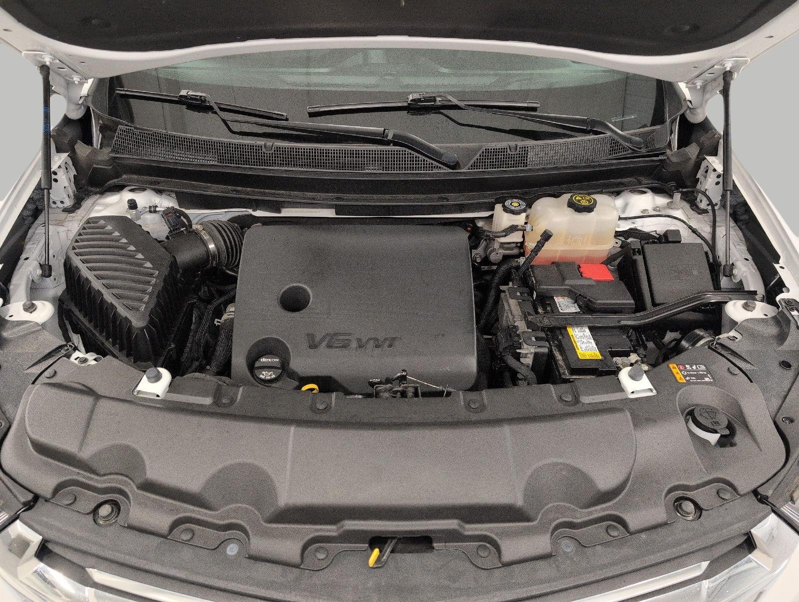 Used 2023 Chevrolet Traverse LT w/ LPO, Floor Liner Package AWD/4WD image 9
