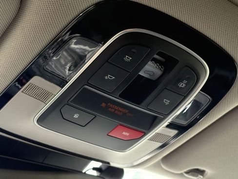 Used 2023 Hyundai Santa Fe SEL w/ Premium Package FWD image 32