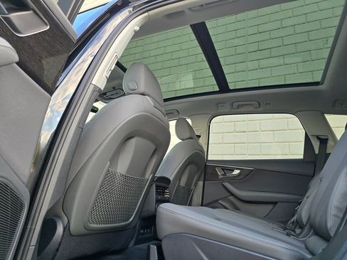 Used 2025 Audi Q7 3.0T Premium Plus image 44