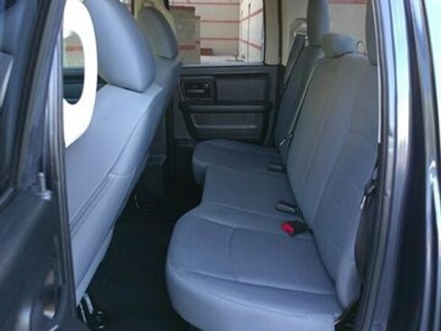 Used 2017 RAM 1500 Express image 20