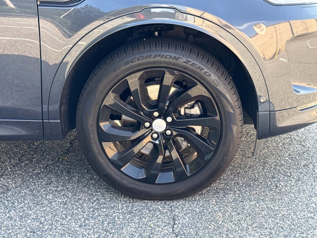Certified 2025 Land Rover Discovery Sport S AWD/4WD image 12