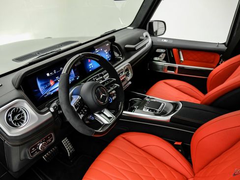 Used 2027 Mercedes-Benz G 63 AMG 4MATIC image 2