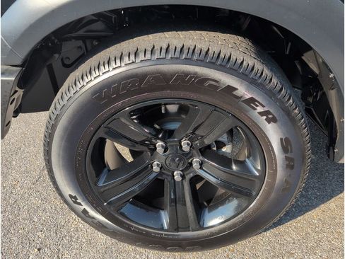 Used 2024 RAM 1500 Classic Warlock image 9