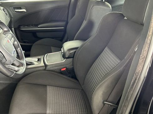 Used 2022 Dodge Charger R/T RWD image 12