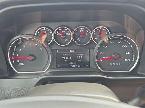 Used 2022 Chevrolet Silverado 1500 RST image 12