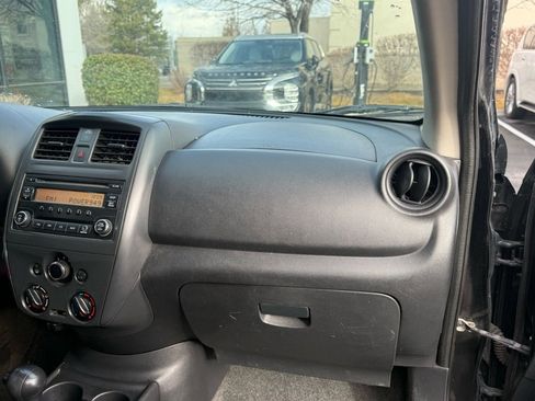 Used 2015 Nissan Versa S image 19