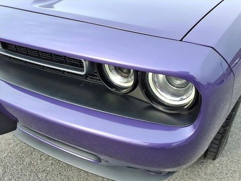 Used 2018 Dodge Challenger GT w/ GT Interior Package image 11