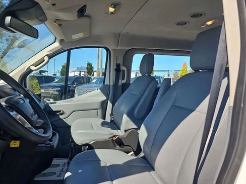 Used 2017 Ford Transit 350 XL image 12