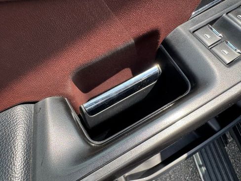 Used 2022 Ford F150 Lariat w/ Equipment Group 502A High image 20