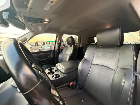 Used 2016 RAM 2500 Laramie w/ Convenience Group AWD/4WD image 14