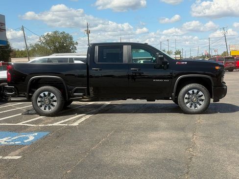 New 2026 Chevrolet Silverado 2500 Custom w/ Custom Value Package AWD/4WD image 4