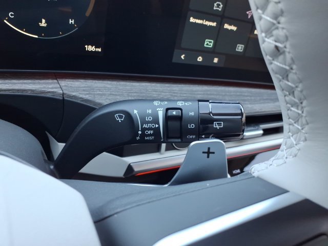 New 2026 Hyundai Santa Fe Limited FWD image 29