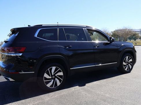 Certified 2025 Volkswagen Atlas SEL image 7