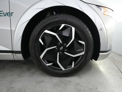 Used 2024 Hyundai Ioniq 5 Limited RWD image 19