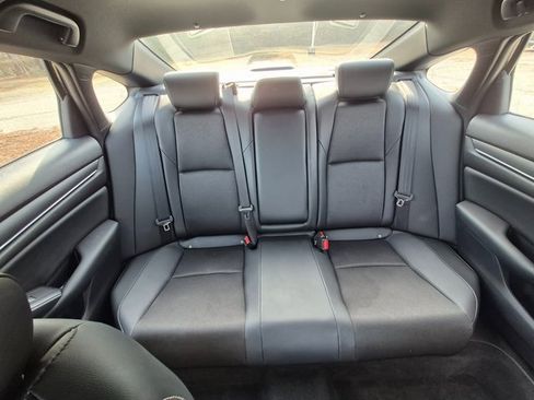 Used 2022 Honda Accord Sport image 11