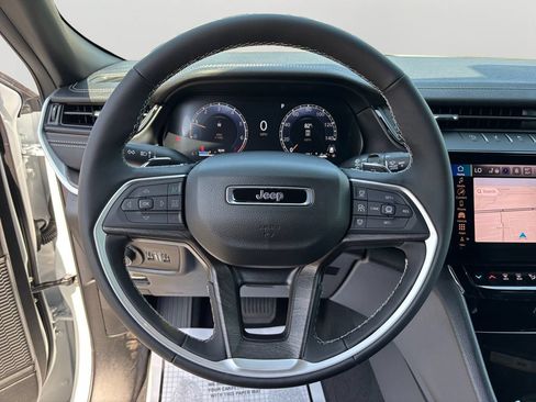 New 2026 Jeep Grand Cherokee L 4WD image 19