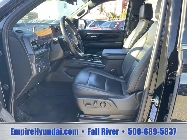 Used 2025 Chevrolet Tahoe LT AWD/4WD image 19