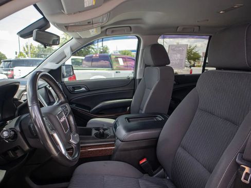 Used 2020 GMC Yukon SLE AWD/4WD image 26