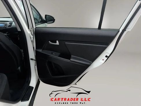 Used 2015 Kia Sportage EX FWD image 16