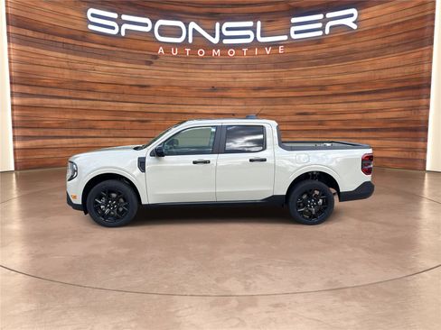 New 2025 Ford Maverick XLT w/ Equipment Group 301A AWD/4WD image 2