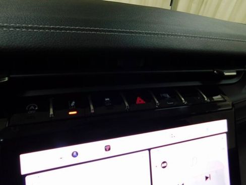 New 2025 Jeep Grand Cherokee L Limited w/ Black Appearance Package image 27