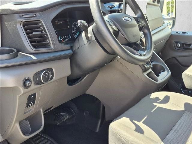 Used 2024 Ford Transit 350 XLT RWD image 9