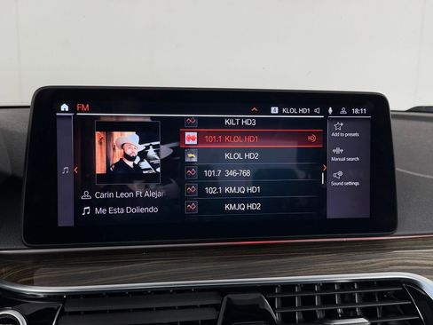 Used 2021 BMW 530i xDrive w/ Convenience Package image 26