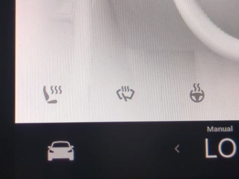 Used 2023 Tesla Model Y Performance image 25