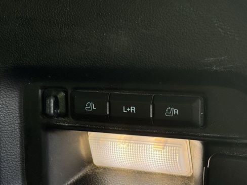Used 2023 Ford Explorer Limited w/ Hybrid Equipment Group 310A AWD/4WD image 36