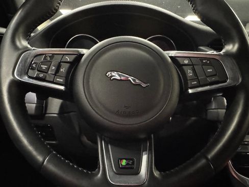 Used 2016 Jaguar XF R-Sport image 23