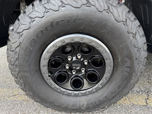 Used 2025 Ford F150 Raptor image 17