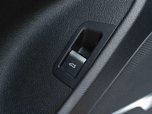 Used 2019 Audi Q7 3.0T Premium Plus AWD/4WD image 39