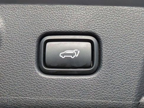 Used 2024 Hyundai Palisade Limited image 12