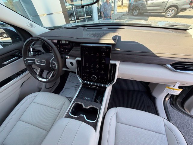New 2027 GMC Acadia Denali w/ LPO, Floor Liner Package FWD image 21