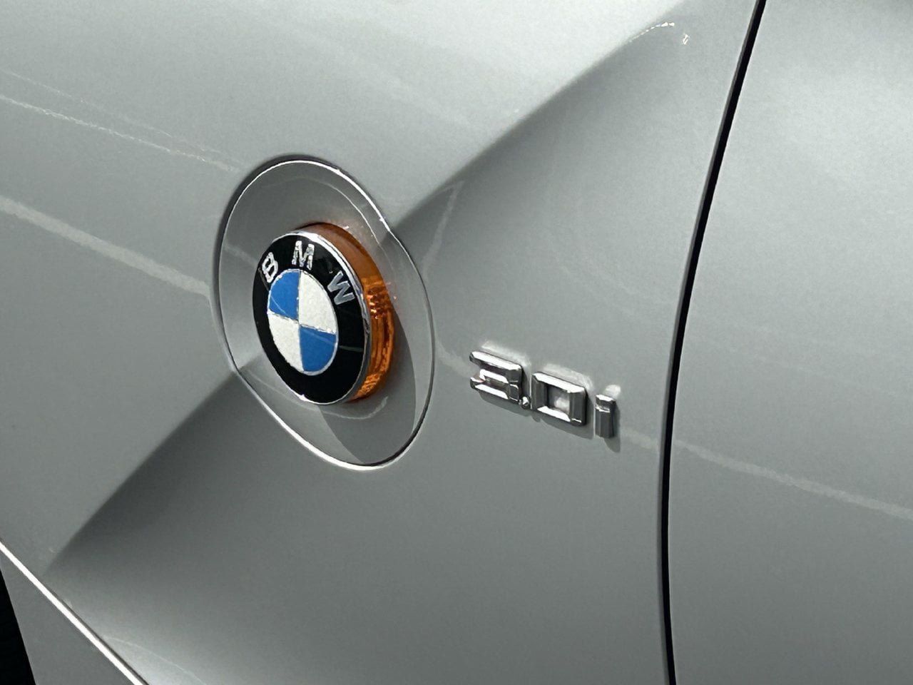 Used 2004 BMW Z4 3.0i RWD image 6
