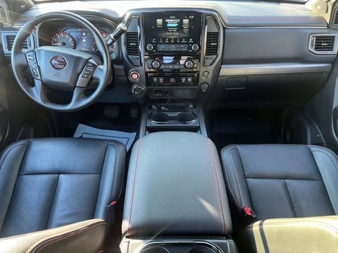 Used 2024 Nissan Titan PRO-4X w/ Pro-4x Convenience Package image 16